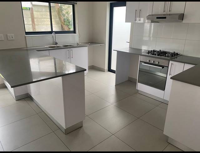3 BEDROOM HOUSE FOR SALE IN PROTEA HEIGHTS